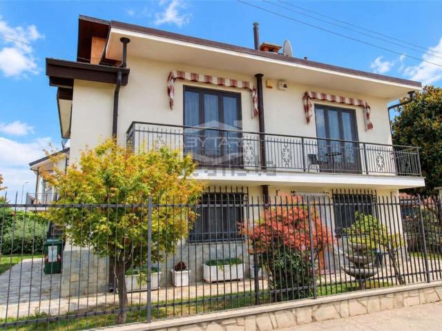 Casa in vendita a Piossasco, Torino