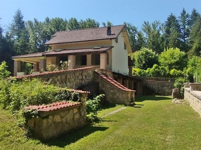 Casa in vendita a Piglio, Lazio