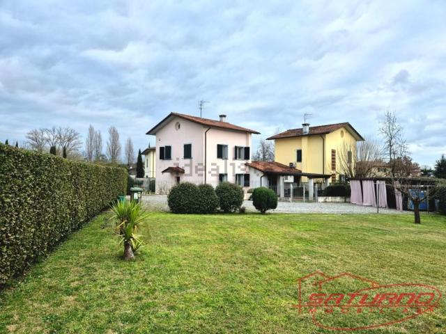 Casa in vendita a Capannori, Toscana