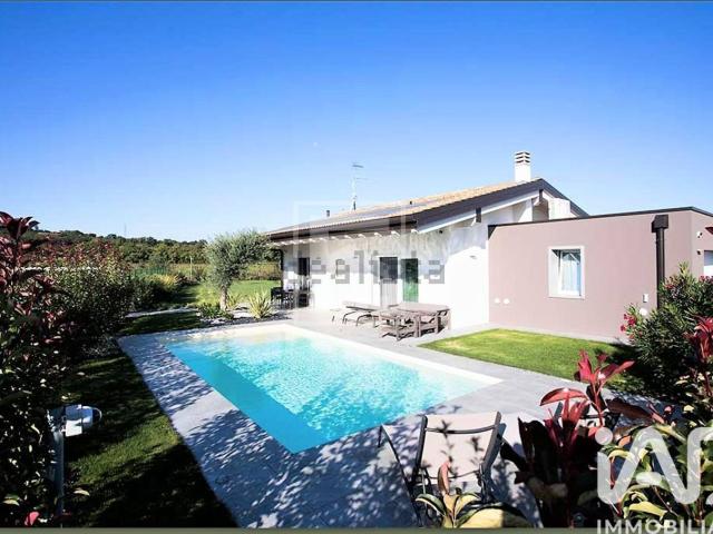 Casa in vendita a Affi, Veneto