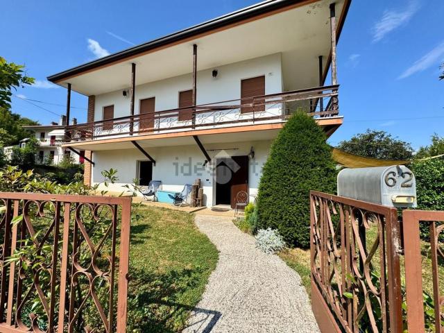 Casa in vendita a Giavera Del Montello, Veneto