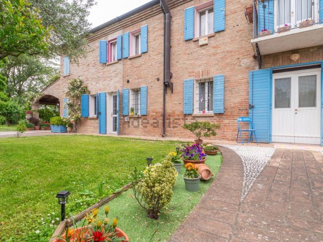Casa in vendita a Ferrara, Reggio Emilia
