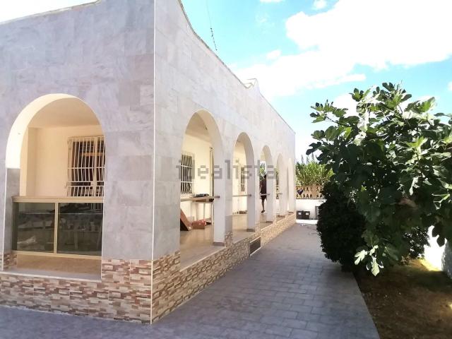 Casa in vendita a Maruggio, Taranto