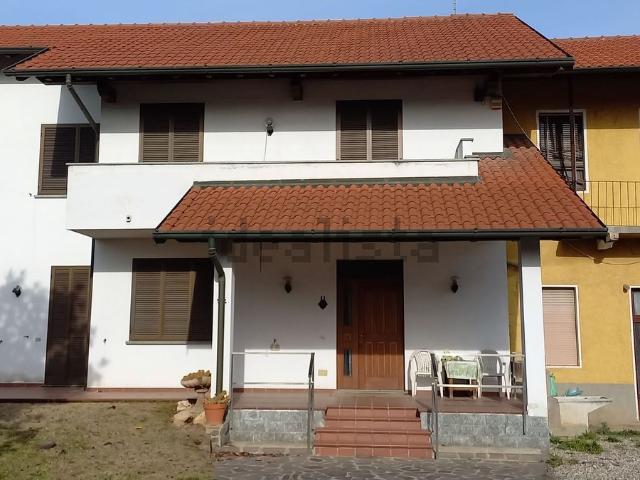 Casa in vendita a Casorezzo, Milano