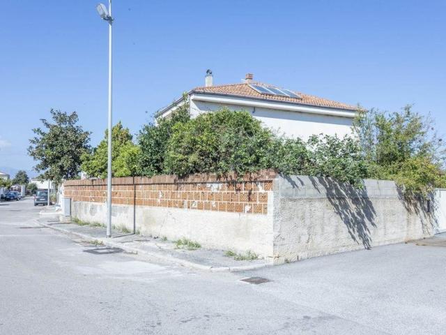Casa in vendita a Lido Lago, Olevano Sul Tusciano