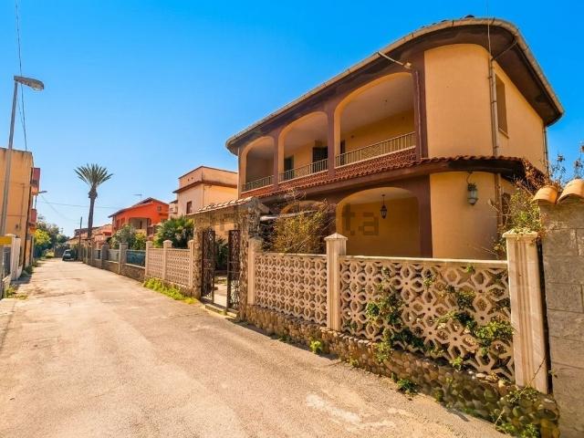 Casa in vendita a Licata, Agrigento