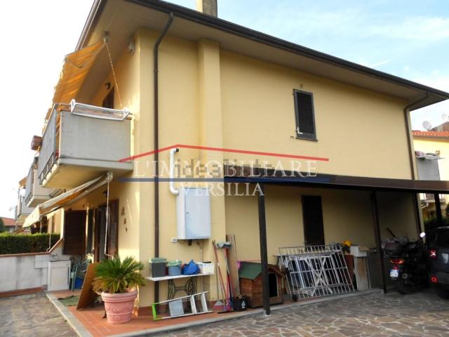 Casa in vendita a Poggiolo, Marina Di Massa