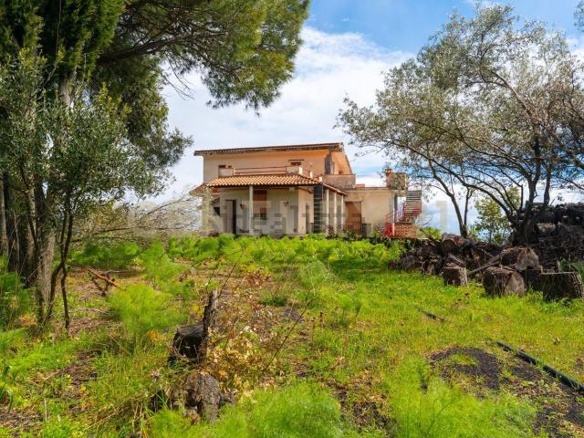 Casa in vendita a Mascali, Sicilia