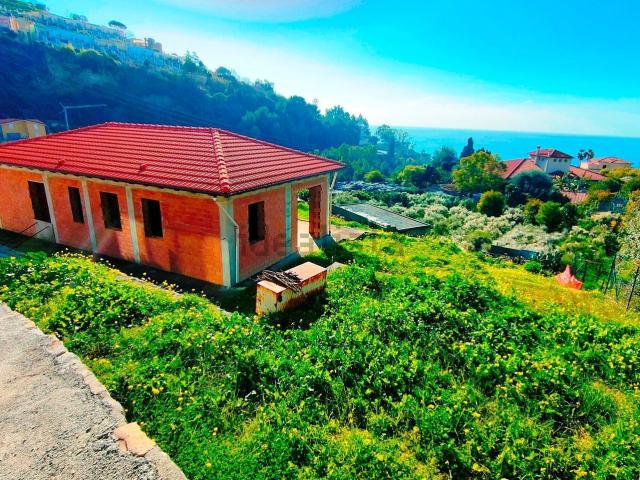 Casa in vendita a Ospedaletti, Liguria