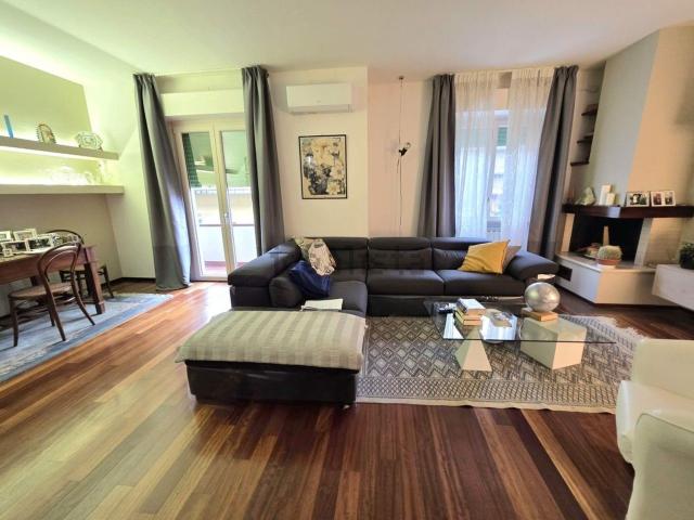 Casa in vendita a Capolona, Toscana