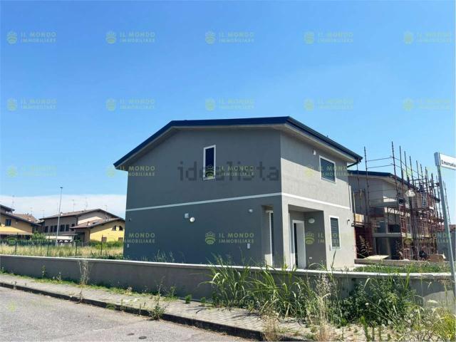 Casa in vendita a Castiraga Vidardo, Lombardia