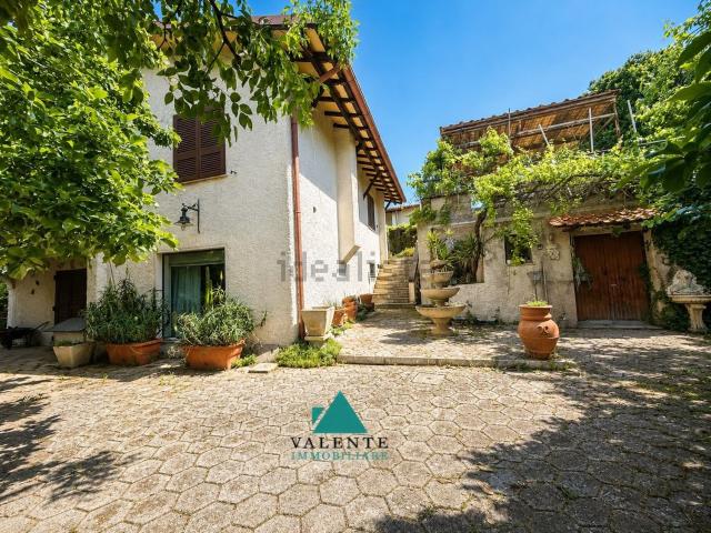 Casa in vendita a Colle del Vescovo, Roma Capitale