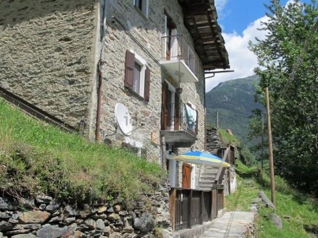 Casa in vendita a Spriana, Lombardia