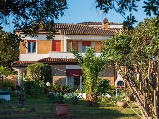Casa in vendita a Porto Badino, Terracina