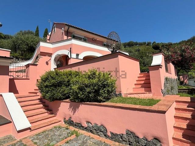 Casa in vendita a Ferrari, Celle Ligure