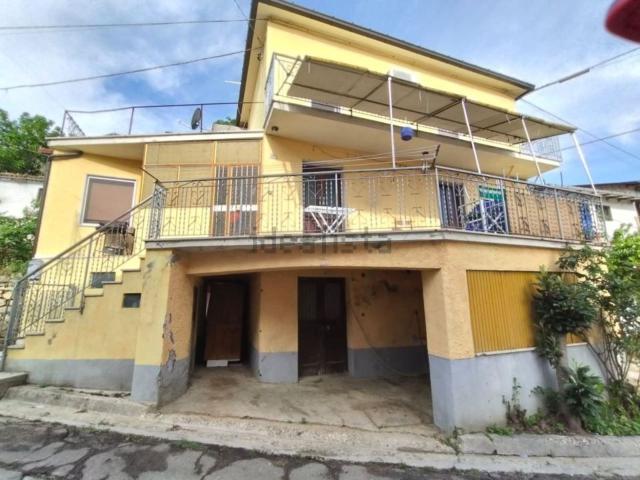 Casa in vendita a Roccamontepiano, Abruzzo