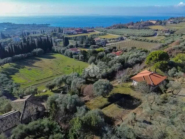 Casa in vendita a Bardolino, Veneto