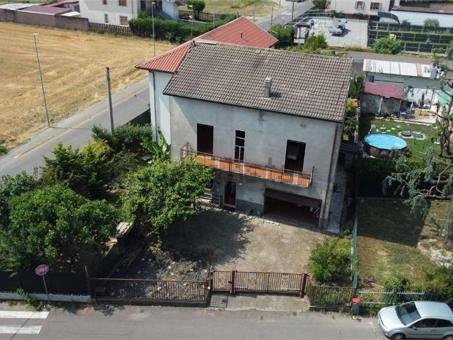 Casa in vendita a Fagnana, Turate