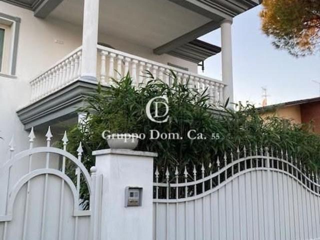 Casa in vendita a Vittoria Apuana, Forte Dei Marmi