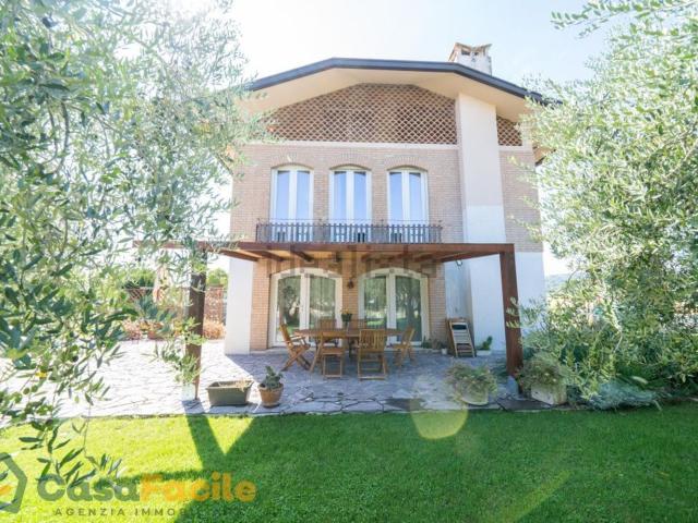 Casa in vendita a Aie, Cesena