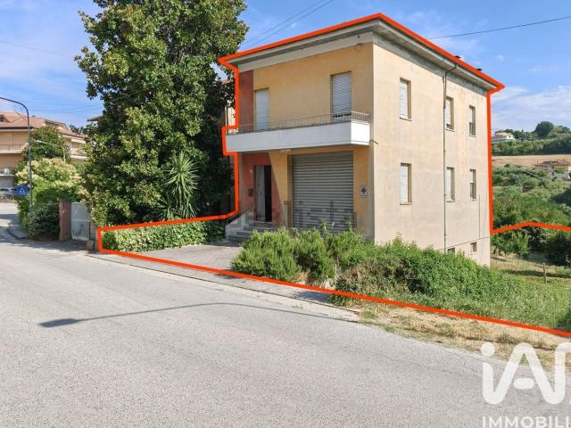 Casa in vendita a Marche, Fermo