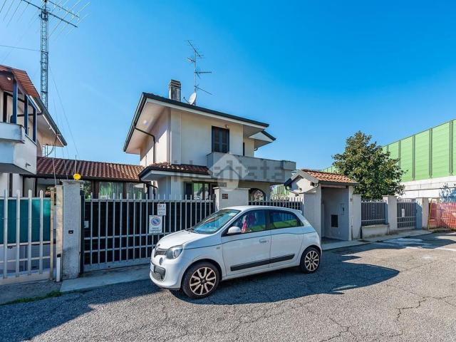 Casa in vendita a Pagliera, Lainate