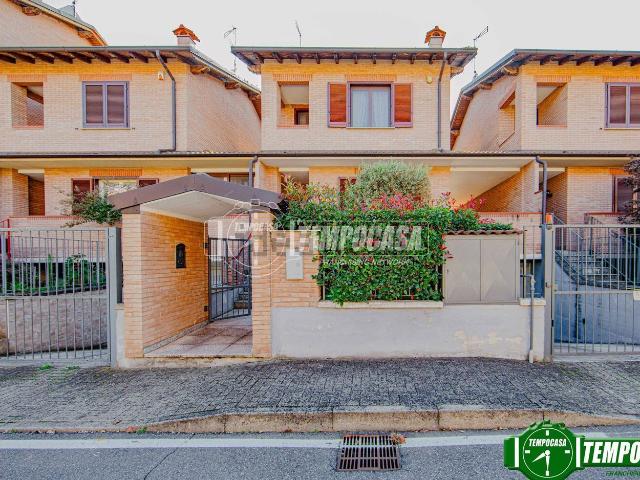 Casa in vendita a Cascina Colombara, Cura Carpignano