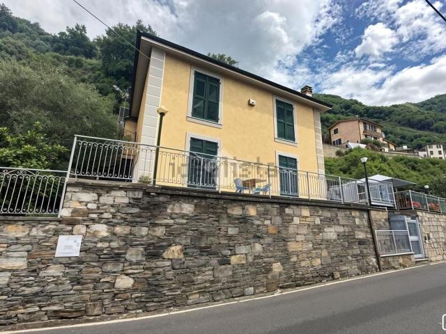 Casa in vendita a Carasco, Liguria