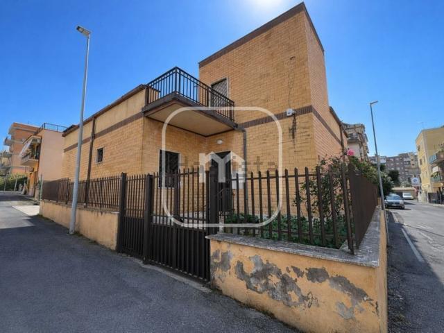 Casa in vendita a Municipio Roma VI, Roma Capitale