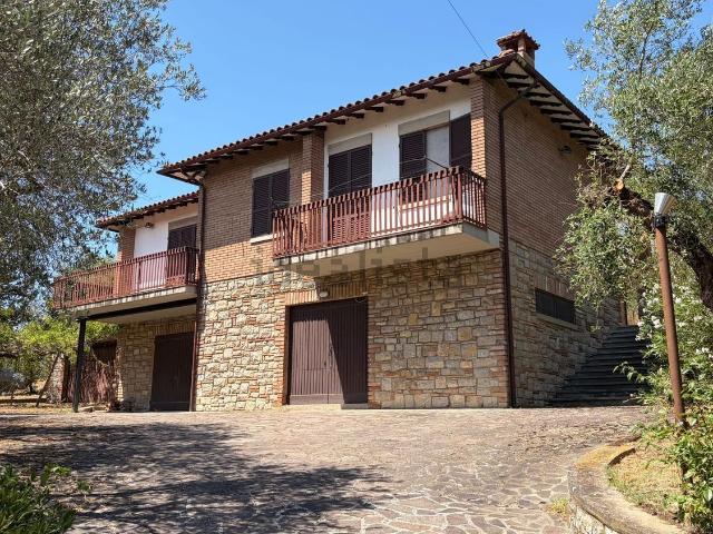 Casa in vendita a Cenerente, Umbria