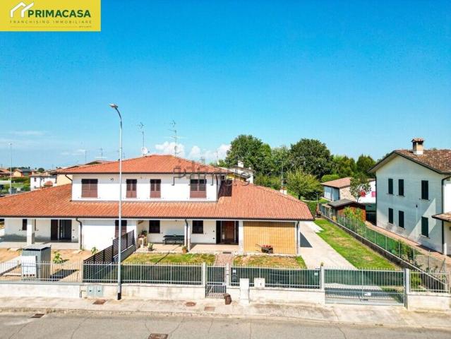 Casa in vendita a Asola, Mantova