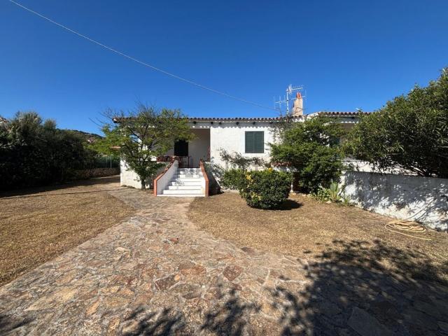 Casa in vendita a Alzachèna/Arzachena, Sardigna/Sardegna