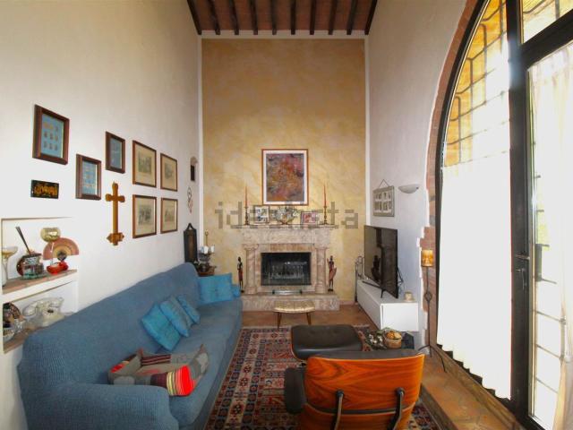 Casa in vendita a Lecchi, Toscana