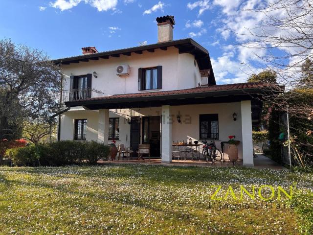 Casa in vendita a Capriva del Friuli / Caprive, Capriva del Friuli