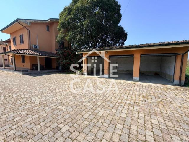 Casa in vendita a Altopascio, Toscana