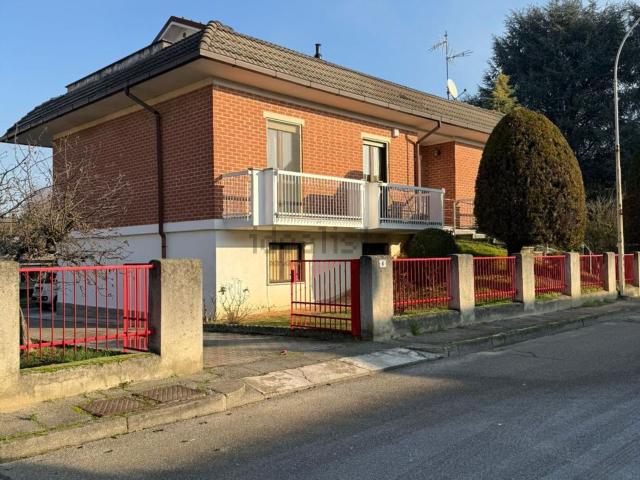 Casa in vendita a Rotta, Travacò Siccomario