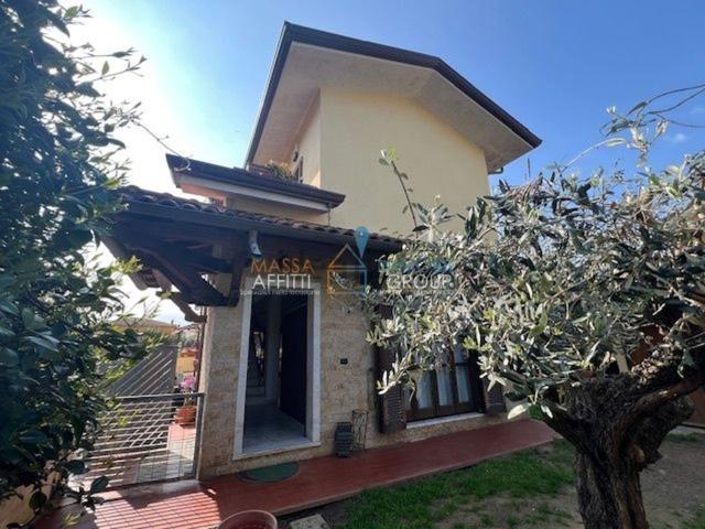 Casa in vendita a Tinelli, Marina Di Massa