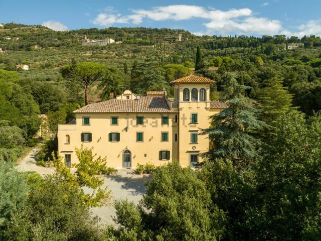 Casa in vendita a Cortona, Toscana