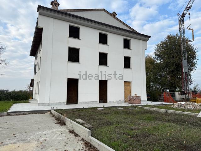 Casa in vendita a Unione Terre d'Acqua, San Giovanni In Persiceto
