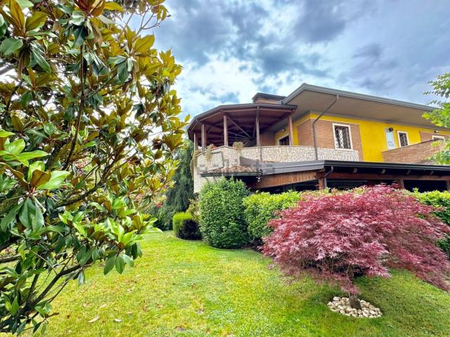 Casa in vendita a Benevento, Campania