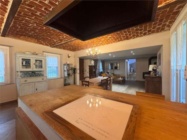 Casa in vendita a Piemonte, Asti