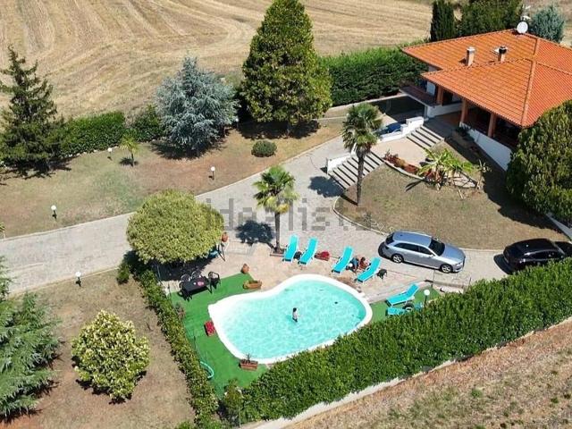 Casa in vendita a Montefiascone, Lazio