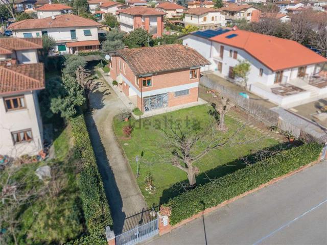 Casa in vendita a Vaiana, Forte Dei Marmi