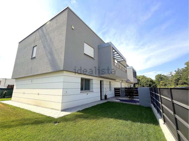 Casa in vendita a Tavagnacco, Friuli-Venezia Giulia