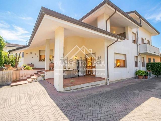 Casa in vendita a Massarosa, Toscana