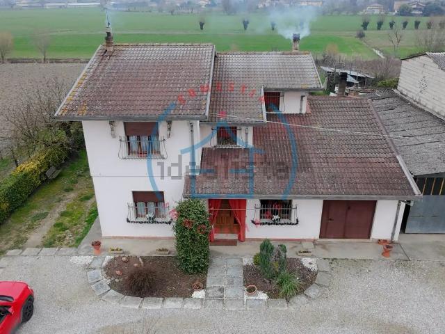 Casa in vendita a Casale Di Scodosia, Veneto