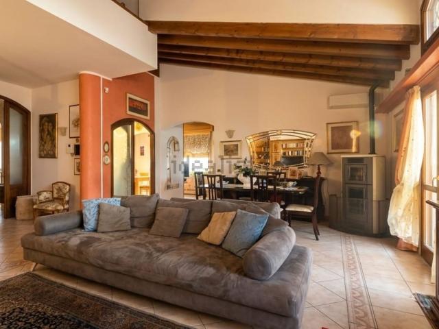Casa in vendita a Bedizzole, Lombardia