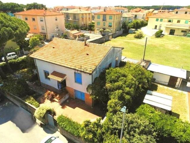 Casa in vendita a Marina di Cecina, Cecina