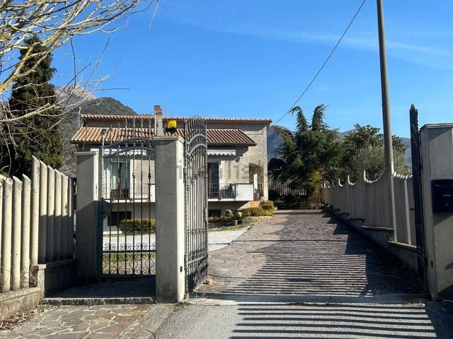 Casa in vendita a Lauria Superiore, Basilicata