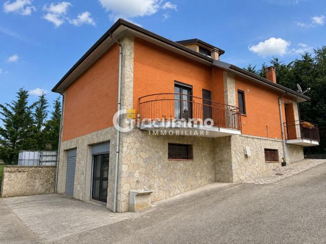 Casa in vendita a Avigliano, Basilicata